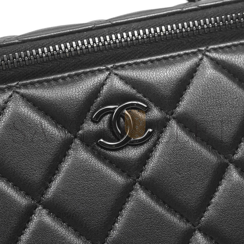 CHANEL MASTER VANITY RECTANGULAR TOP HANDLE AP2199 (17*9.5*8cm)
